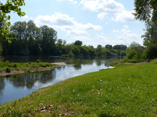 Fototapeta na wymiar La rivière Dordogne