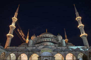 Fototapeta na wymiar Sultan Ahmet Mosque in the night