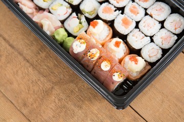 Sushi rolls with salmon