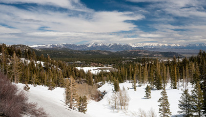 Panorama of Sierra Nevada mountains and Mammoth lakes