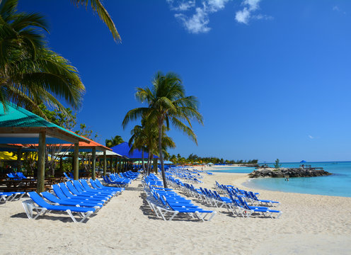 Beach of Eleuthera, Bahamas
