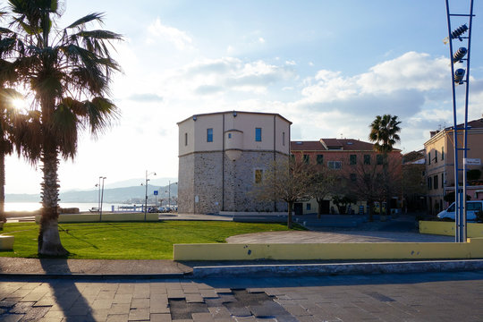 Torre ottagonale di Santo Stefano al Mare