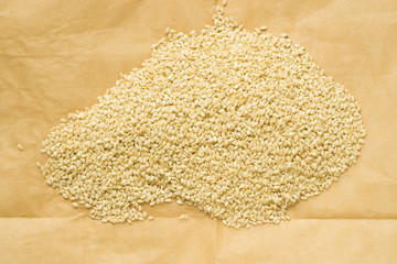heap of dry sesame seeds
