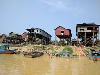 Fototapeta premium Houses at Kampong Phluk, Cambodia
