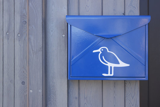 Mailbox with a picture of a seagull