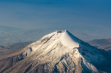 Pico de Orizaba o Citlaltépetl es la montaña más alta de México