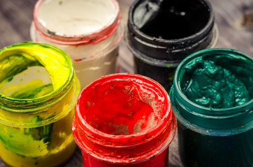 palette on a wooden table/palette on a wooden background