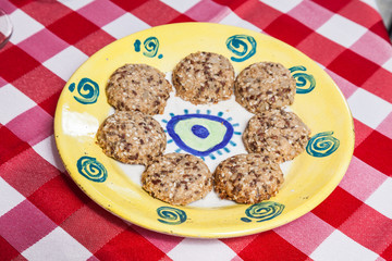 Vegetarian food crackers with seeds