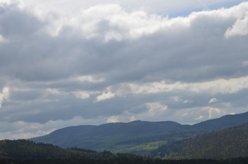 Fototapeta premium Wolken über Tälern