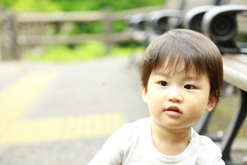 遊ぶ子ども