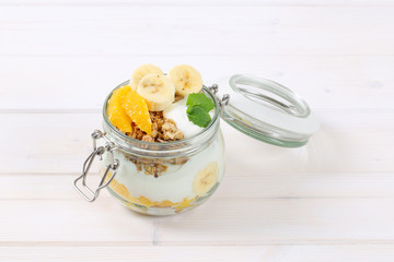 muesli with yogurt and fresh fruit