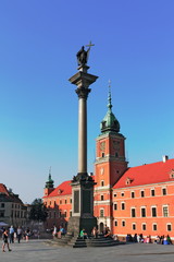 Fototapeta na wymiar Warschau, Sigismundsäule und Königsschloss