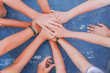Hand merge harmony