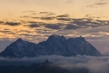 Fototapeta na wymiar Sunset over clouds in Karwendel