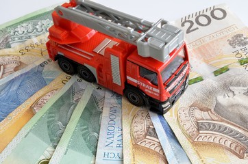 Służby specjalne i polskie banknoty © Pio Si