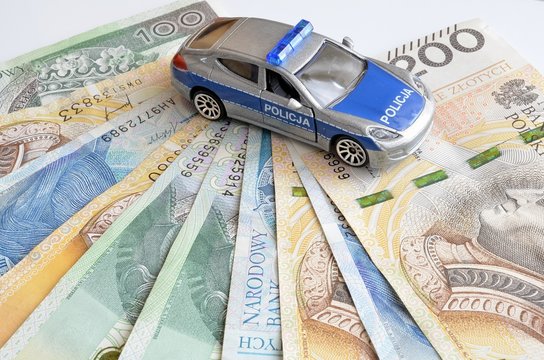 Służby specjalne i polskie banknoty