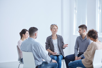 Psychotherapist and group