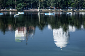 Fototapeta na wymiar Reflections, Kolkata, India