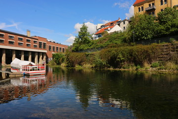 Stelzenhaus und Karl-Heine-Kanal | Leipzig