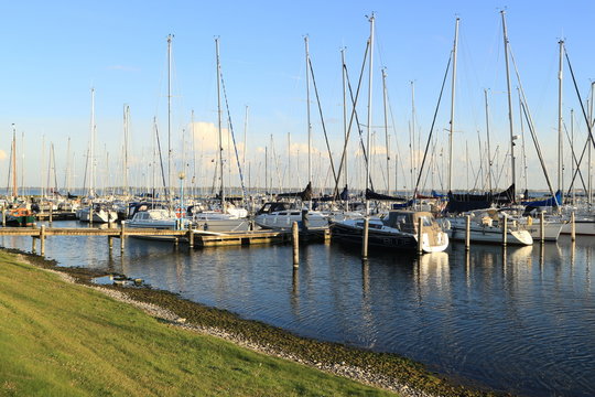 Jachthafen in Herkingen