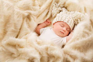 Newborn Baby Sleep in Hat, Sleeping New Born Kid, Asleep Happy Child in Woolen Bed