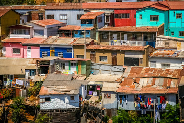 Fototapeta na wymiar Rooftops of Valparaiso