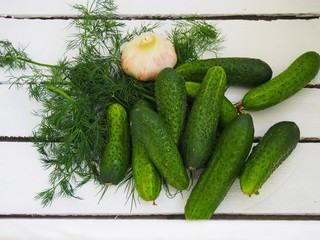 Sprong set cucumbers dill and garlic