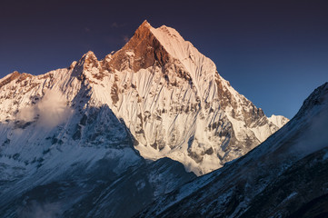 Wschód słońca, Machapuchare, Himalaje, Nepal