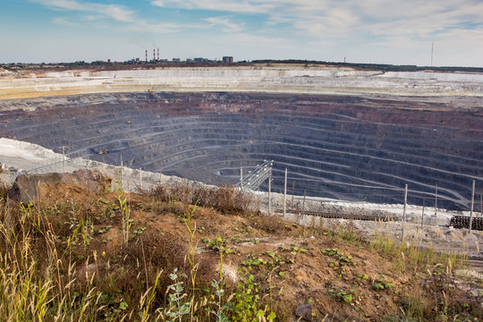 Open quarry of the Stoilensky Mining and Processing Plant 