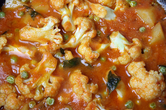 Cauliflower Curry - Indian Food