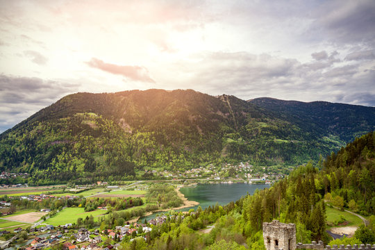 Blick auf die Gerlitzen und den Ossiacher See, &Ouml;sterreich