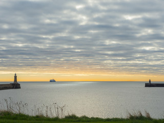 Fototapeta premium Tynemouth, England, United Kingdom. Time lapse landscape on the Castle and the Priory