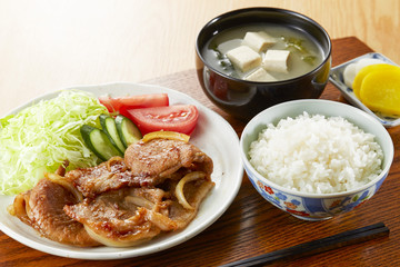 豚のしょうが焼き定食
