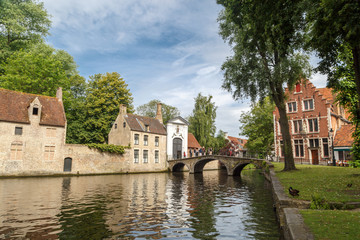 Fototapeta premium Lake and Bridge in Brugge