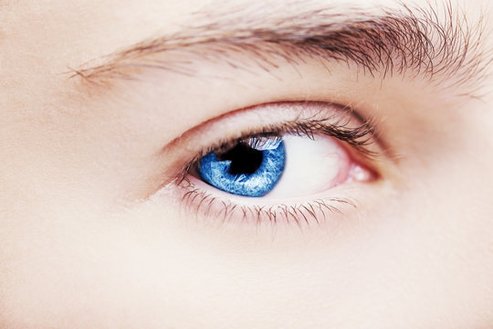 Image of a beautiful insightful look human eye