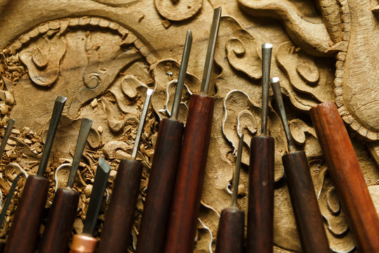 Woodworking engraving tool