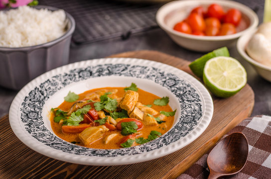 Delicious chicken curry with vegetable