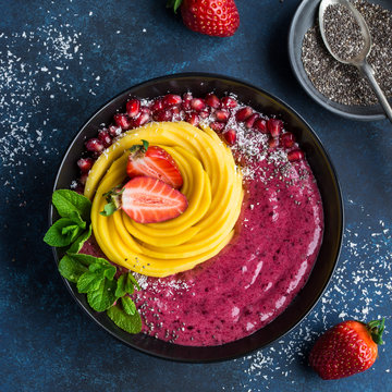 Blueberry And Mango Smoothie Bowl