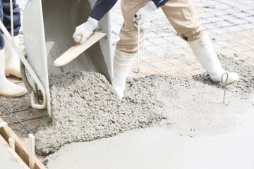 セメント工事 © kazoka303030