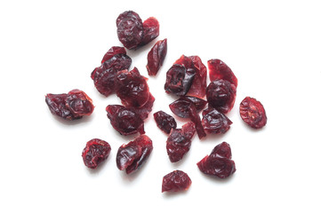 cranberries sur fond blanc