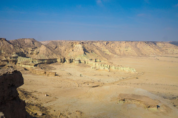 Fototapeta na wymiar QESHM ISLAND, canyon Stars Valley. Mountain range at Qeshm Island, Hormozgan, Iran