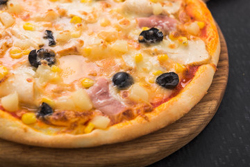 pizza with olive and pineapple
