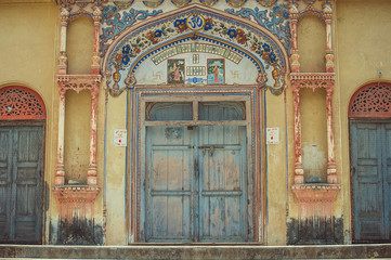 An example of eastern architecture in Rishikesh