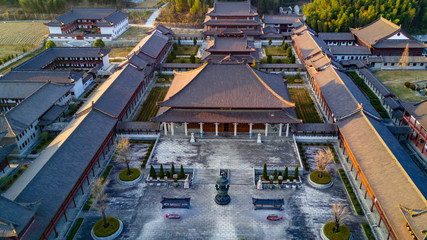 Fototapeta na wymiar Chinese ancient architecture,temple