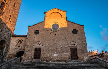 Fototapeta na wymiar Beautiful view of the medieval town of San Gimignano, Tuscany, Italy