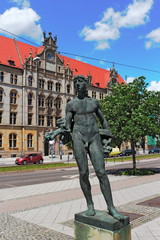 Magdeburg, Statue
