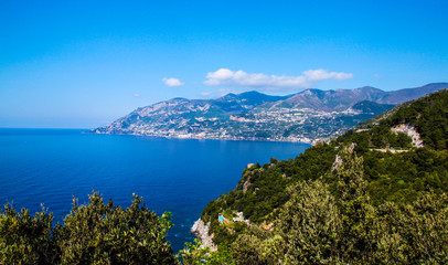 Fototapeta na wymiar travel in Italy series - view of beautiful Amalfi Coast