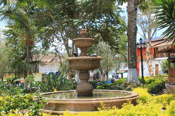 Parque principal. Carolina del Príncipe, Antioquia, Colombia.