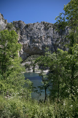 Fototapeta na wymiar pont d'arc Ardèche