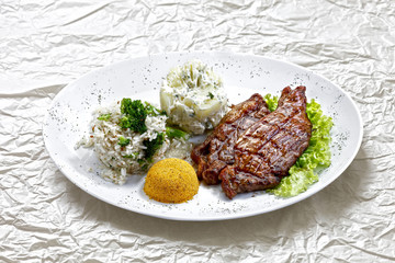 vegetable, roast beef and mashed potatoes